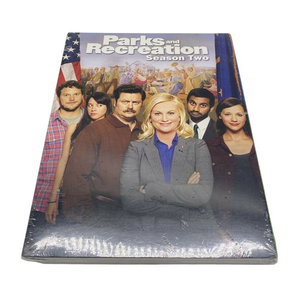 Parks and Recreation: Season Two (DVD, 2010, 4-Disc Set) - Picture 1 of 2
